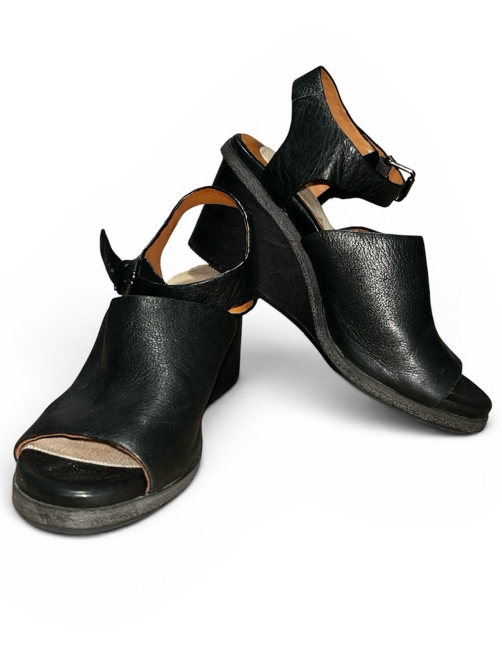 gentle souls by Kenneth Cole Black Leather wedges